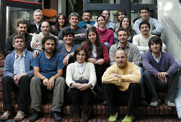 Gabriel Rabinovich y su grupo de investigación